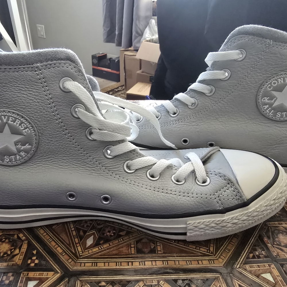 Converse Gray High-Top Sneakers Womens 10.5, Mens's 8.5 Unisex